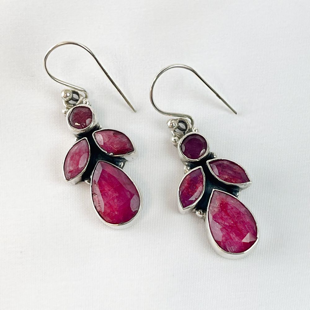 Boucle d'oreille Rubis