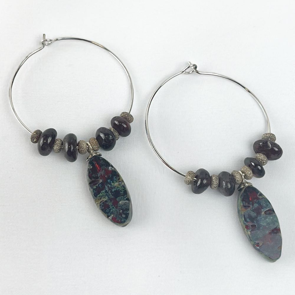Boucle d'oreille Grenat