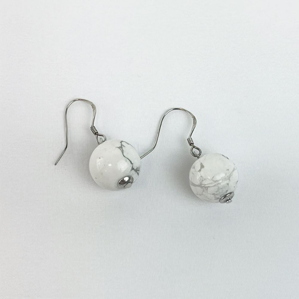 Boucle d'oreille Howlite