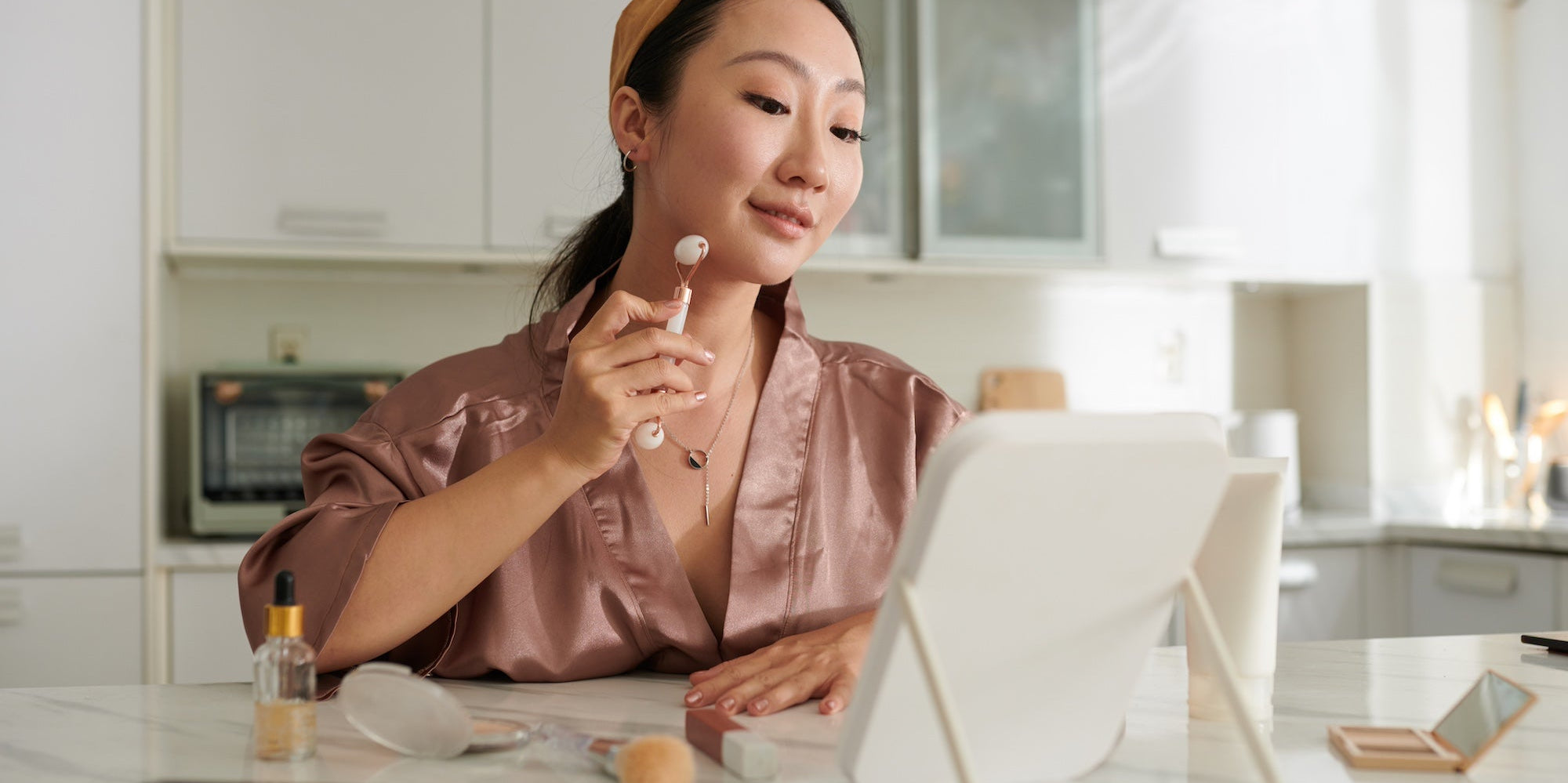 Les meilleurs cristaux pour renforcer votre routine skincare (roller, gua sha…)